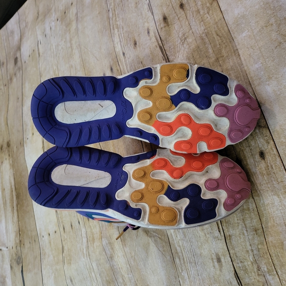 Nike air 270 react - Picture 5 of 7